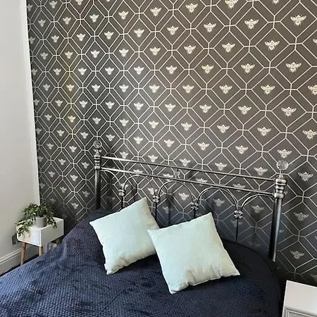 Central Two-Three Bedroom Beach Town Maisonette Southsea Exterior foto