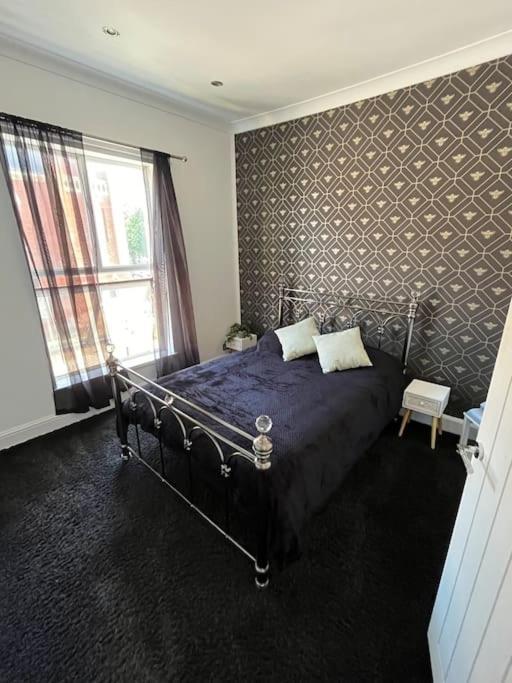 Apartment Two-three Bedroom Town Maisonette