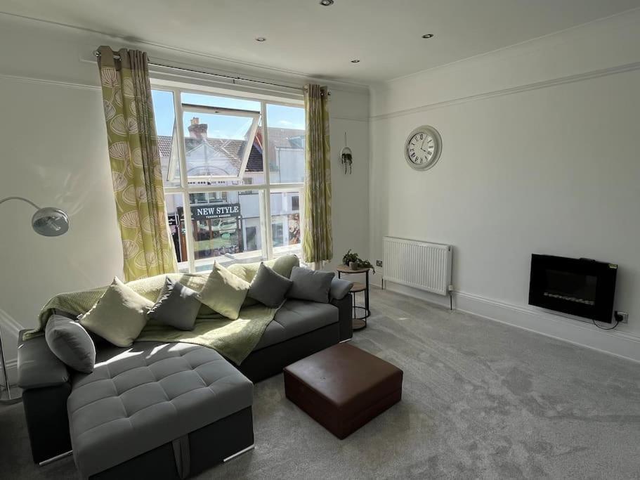 Two-three Bedroom Town Maisonette Apartment *